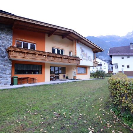 Cozy Apartment In Oetz Close To Ski Area Exterior foto
