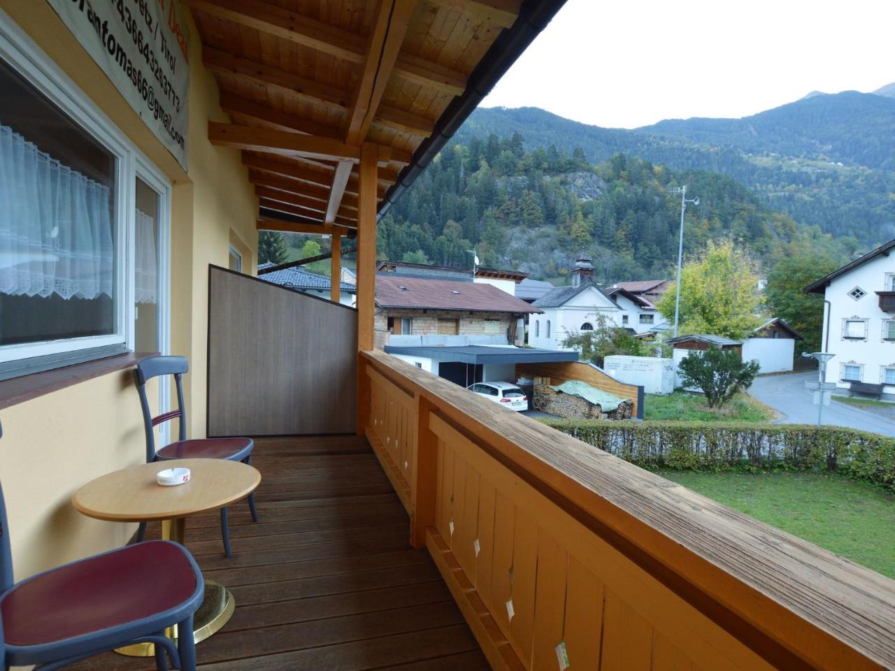 Cozy Apartment In Oetz Close To Ski Area Exterior foto